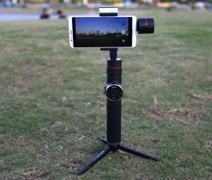 Pürüzsüz, Sabit Dijital Fotoğrafçılık için AFI V5 Motorlu Şarj Edilebilir 3 Eksenli Smartphone Sabitleme El Gimbal